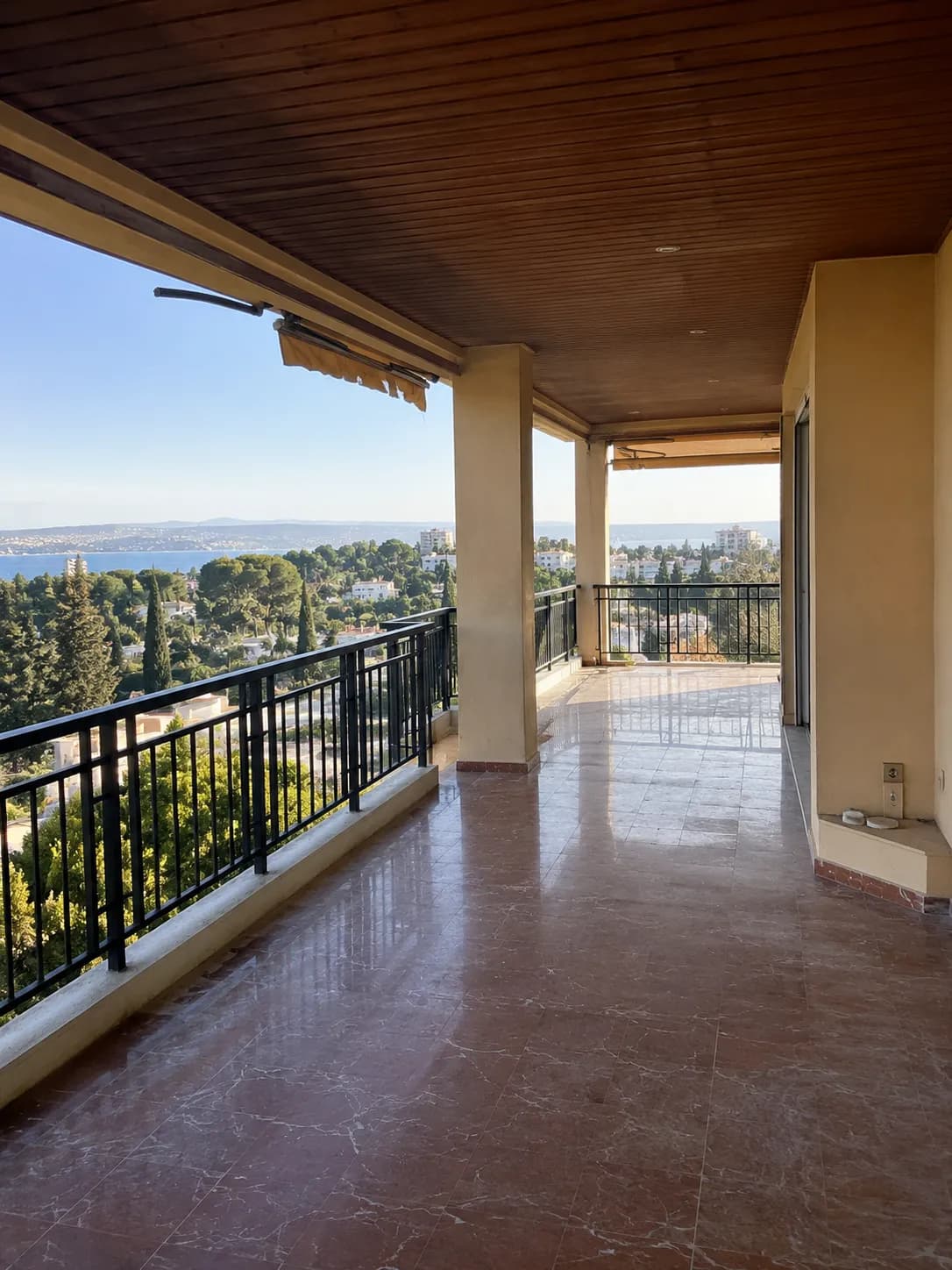 Penthouse terrace before renovation on the Costa del Sol